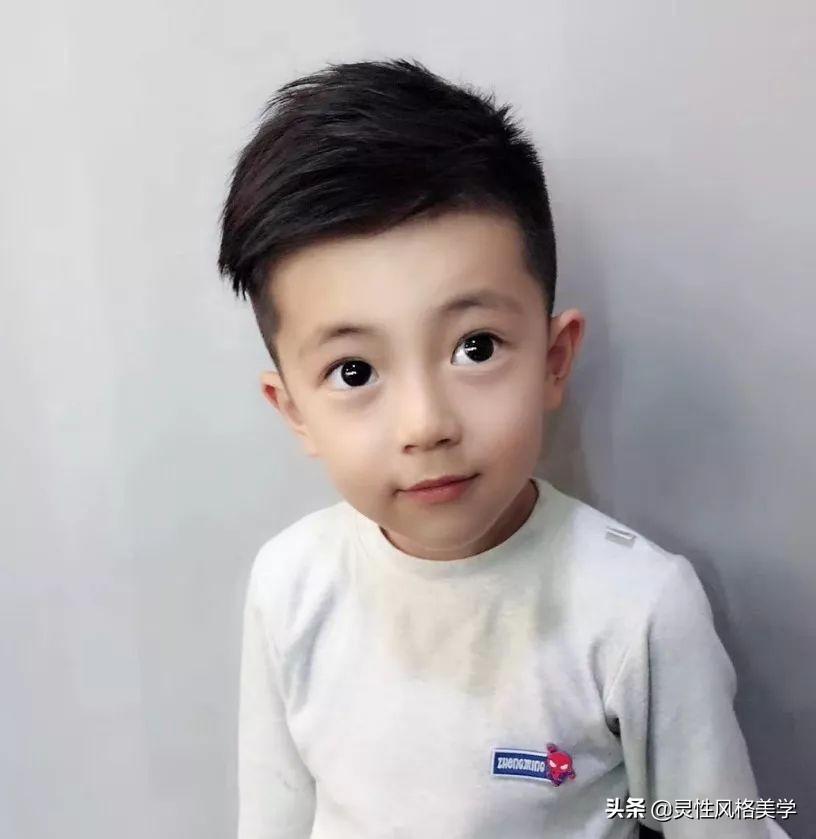 婴儿最新发型图片男孩